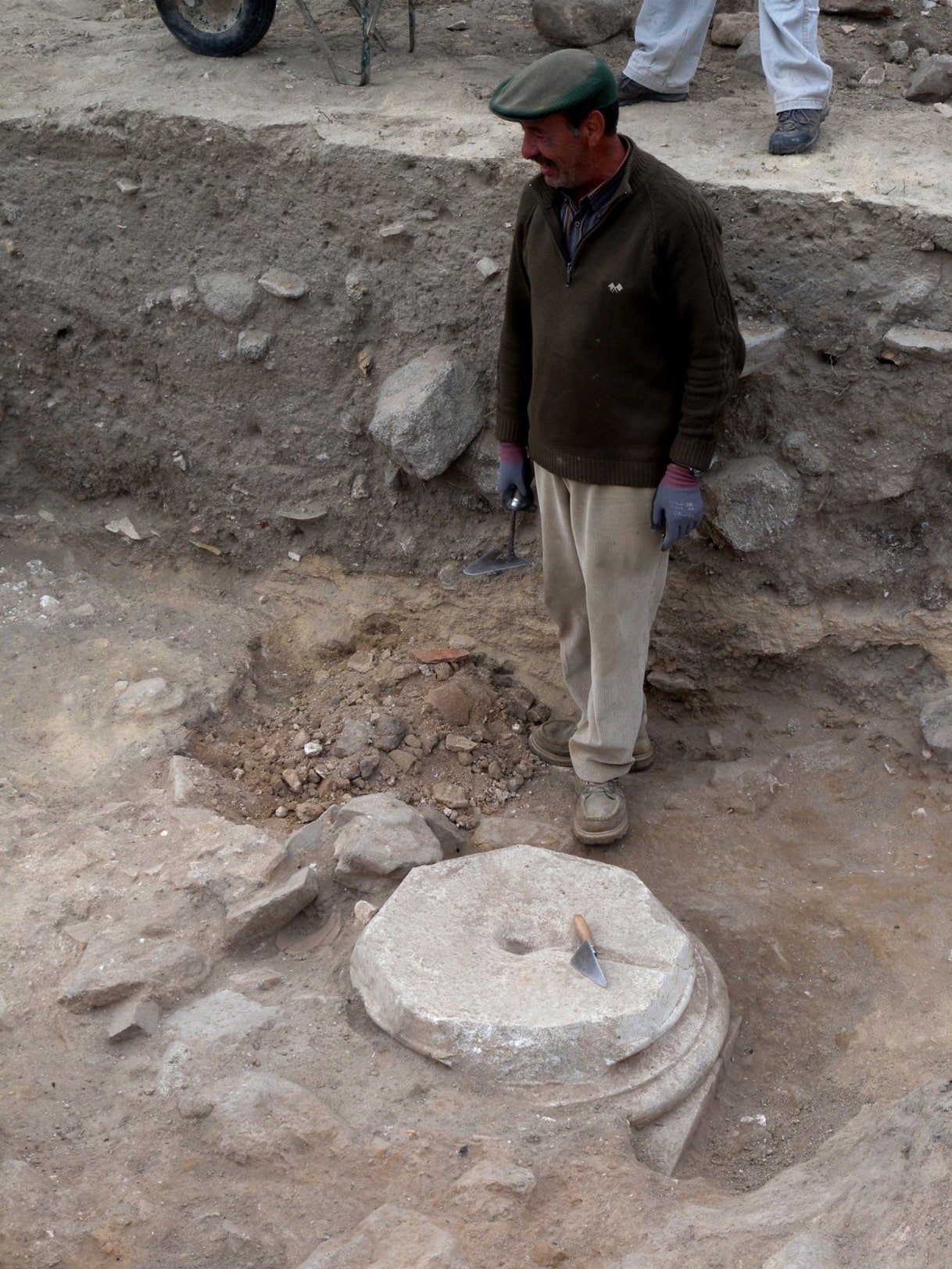 Visita Guiada a Excavación Yacimiento de Guarrazar (Guadamur, Toledo) - Orígenes de Europa